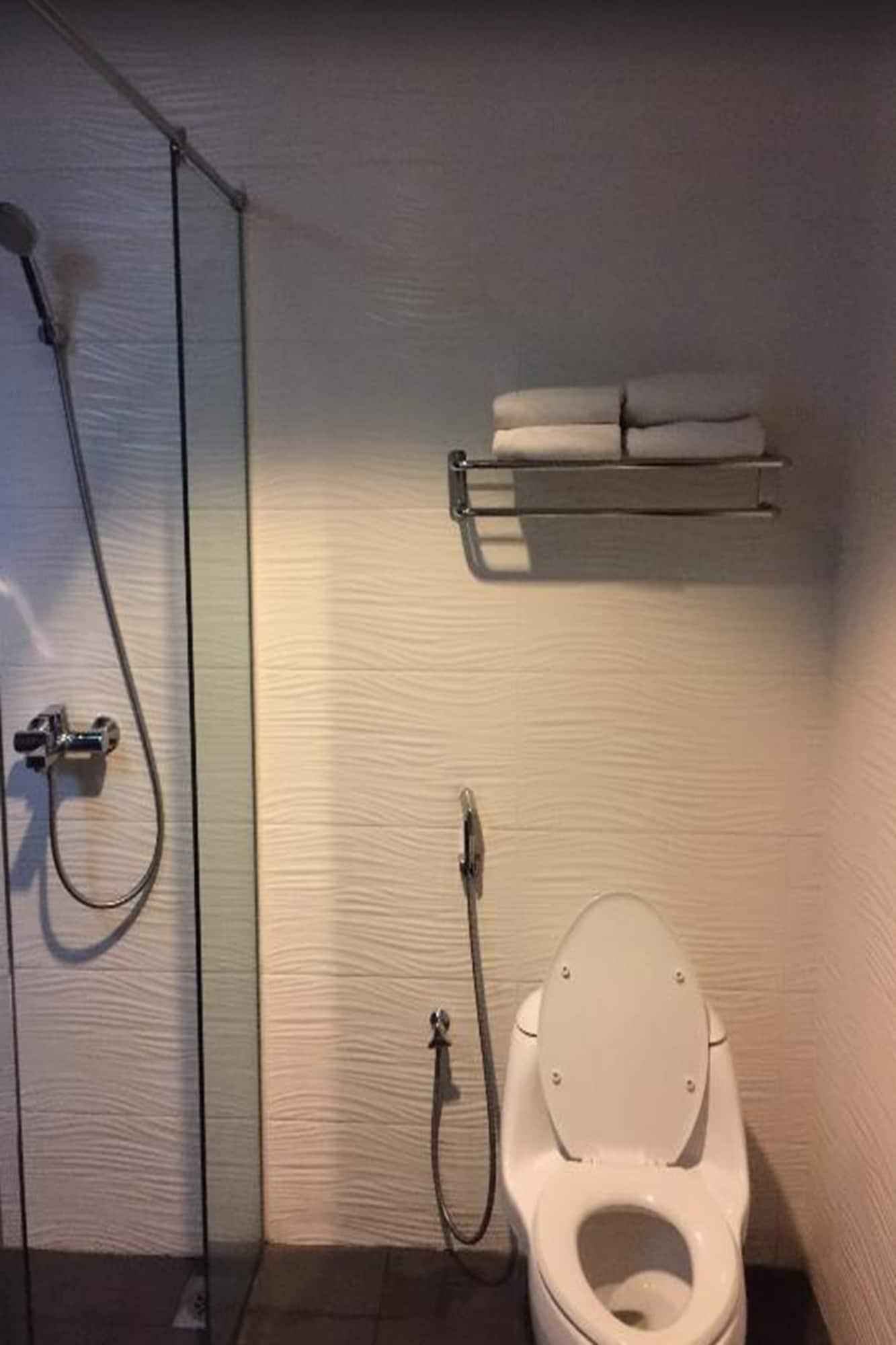 Gbw Hotel Johor Bahru Bagian luar foto