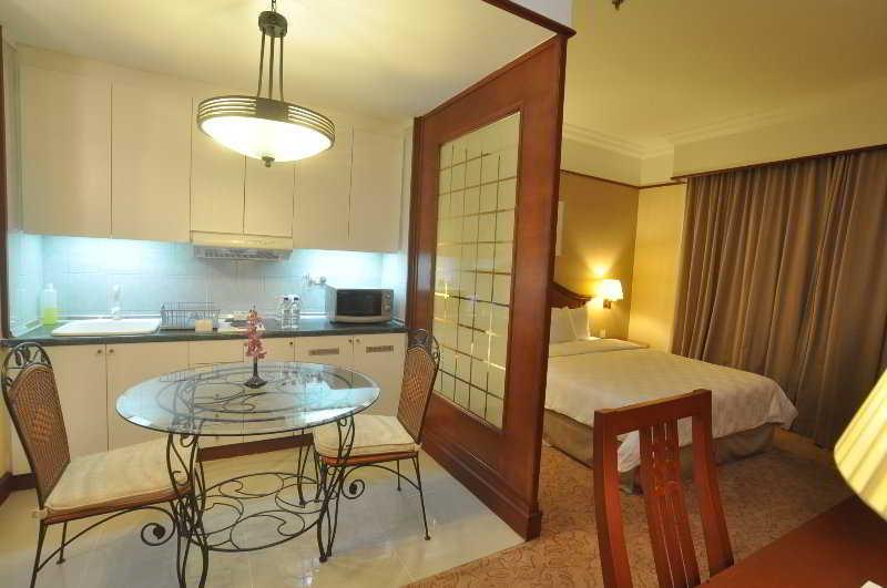 Gbw Hotel Johor Bahru Bagian luar foto